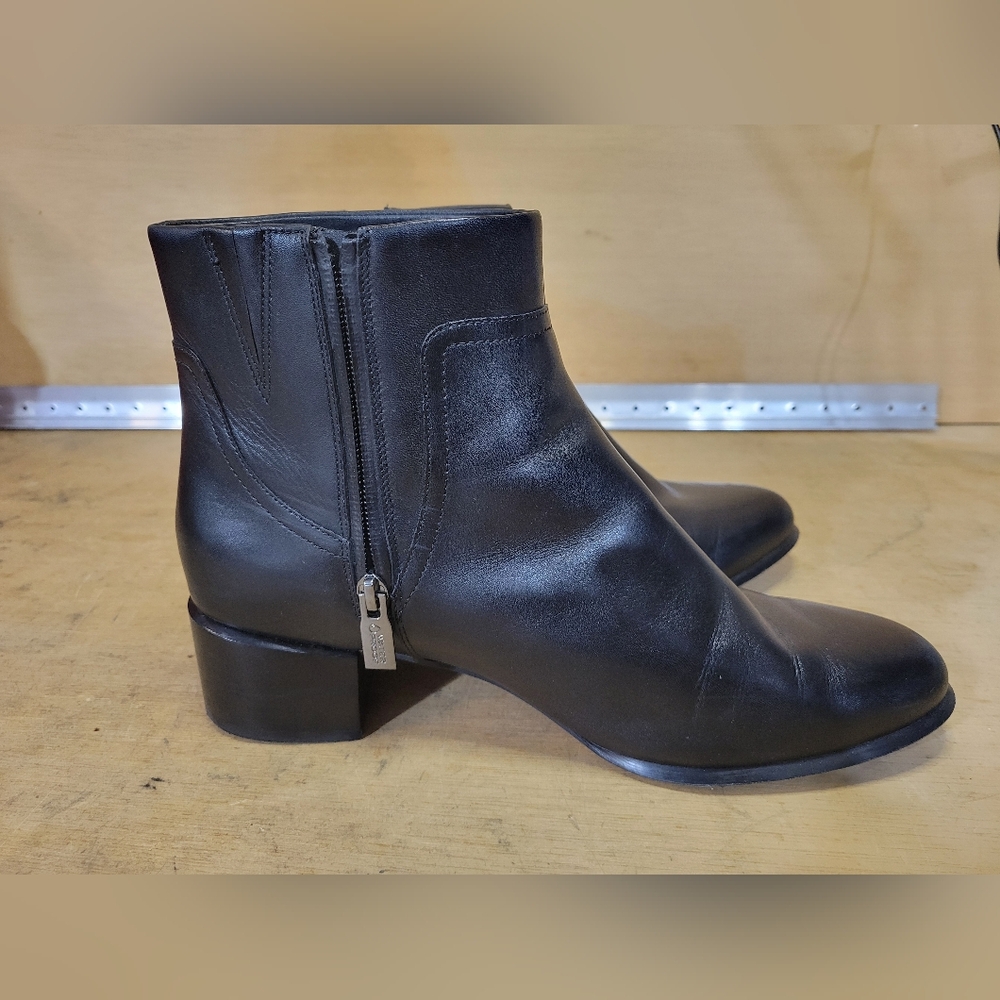 Vionic Kamryn Waterproof Black Ankle Booties Size 11 - Picture 8 of 13